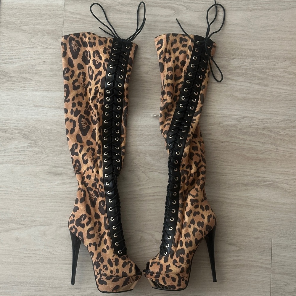 Luichiny Leopard Print Lace-Up Knee-High Boots - Size 6